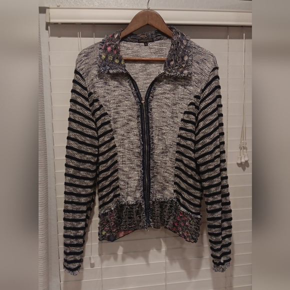 Alberto Makali Sweaters - Striped Black and Gray Women's Sweater